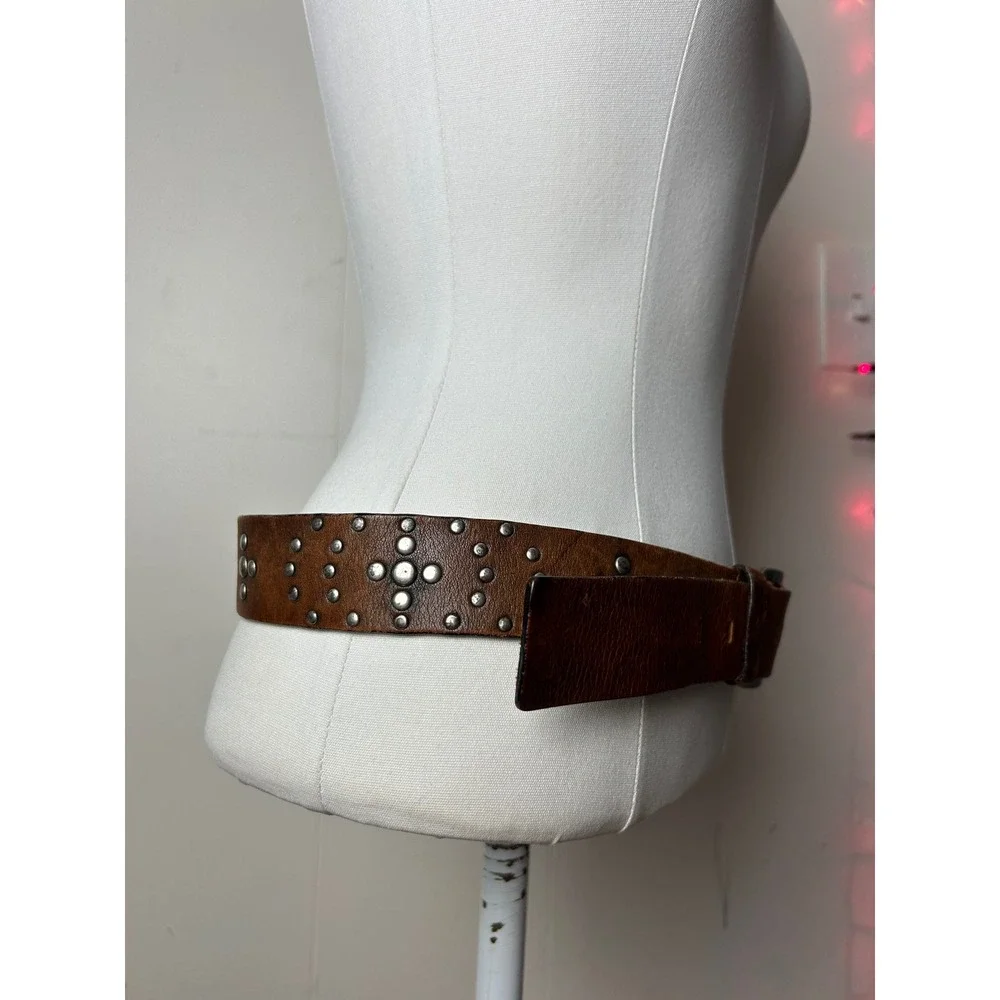 VTG Genuine Leather Studded Belt Brown Western Boho M Festival Grunge Y2K